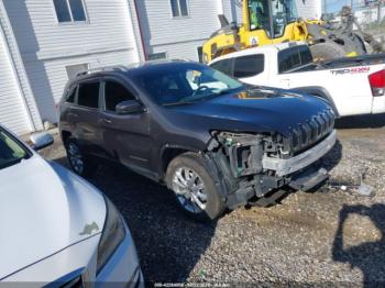  Salvage Jeep Cherokee
