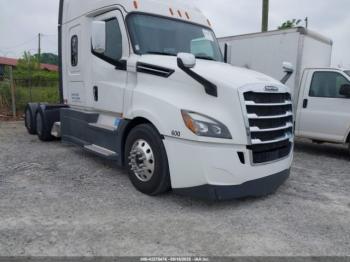  Salvage Freightliner New Cascadia 126