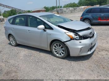  Salvage Toyota Prius v