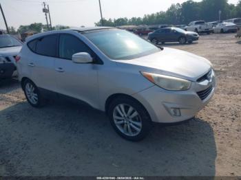  Salvage Hyundai TUCSON