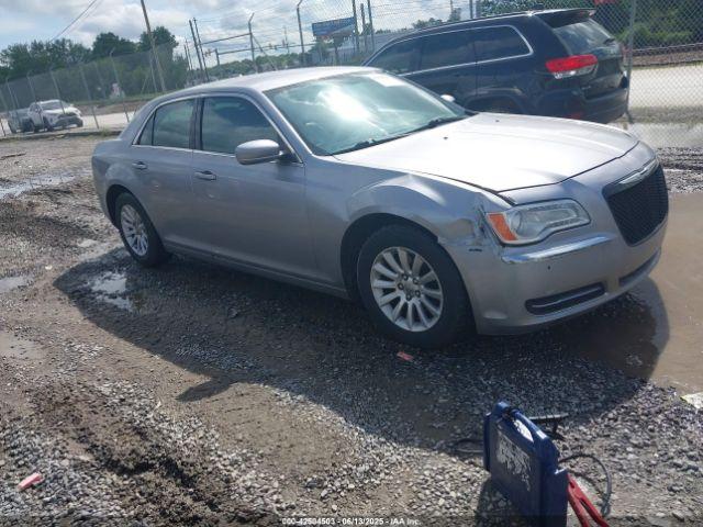  Salvage Chrysler 300