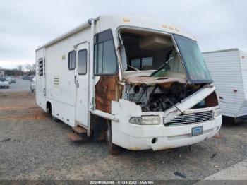  Salvage Workhorse Custom Cha Motorhome Chassis