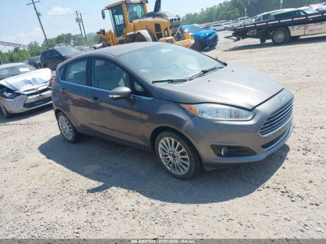  Salvage Ford Fiesta