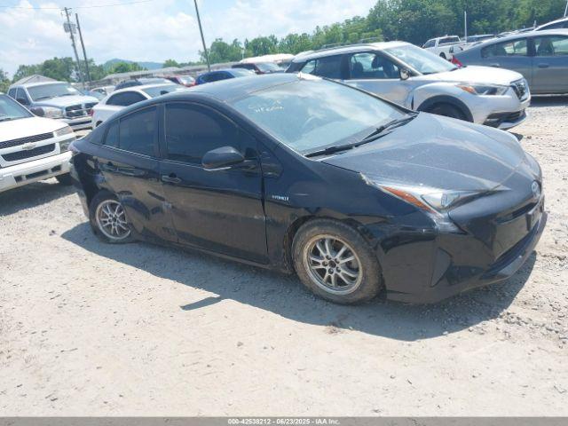  Salvage Toyota Prius