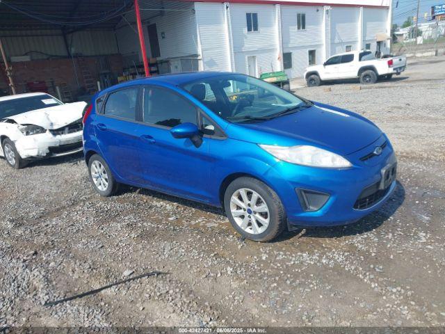  Salvage Ford Fiesta