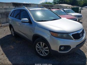  Salvage Kia Sorento