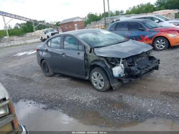  Salvage Nissan Versa