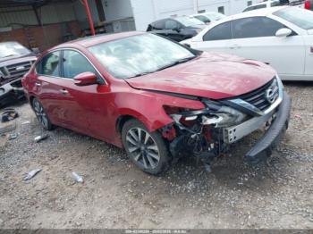  Salvage Nissan Altima