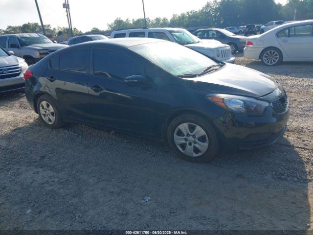  Salvage Kia Forte