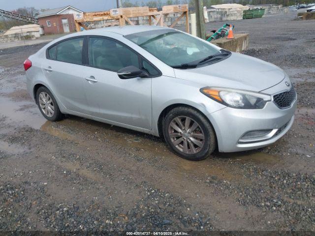  Salvage Kia Forte