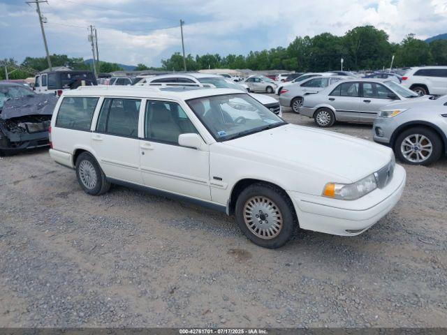  Salvage Volvo V90