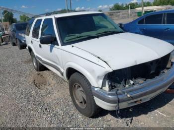  Salvage Chevrolet Blazer