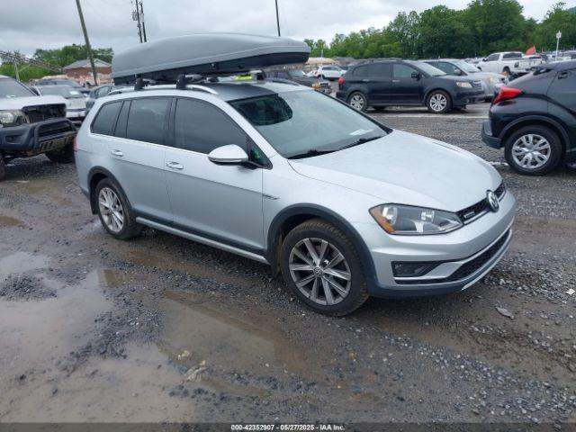  Salvage Volkswagen Golf