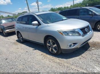  Salvage Nissan Pathfinder