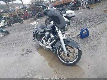  Salvage Harley-Davidson Flhx