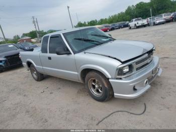  Salvage Chevrolet S-10