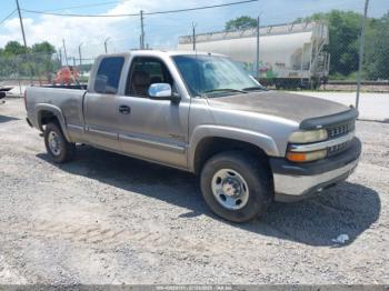 Salvage Chevrolet Silverado 2500