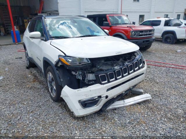  Salvage Jeep Compass