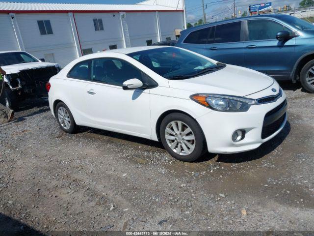  Salvage Kia Forte