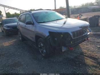  Salvage Jeep Cherokee
