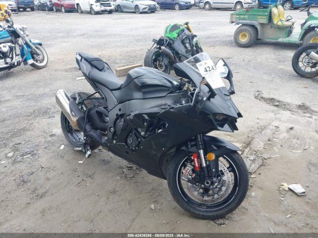  Salvage Kawasaki Zx1002