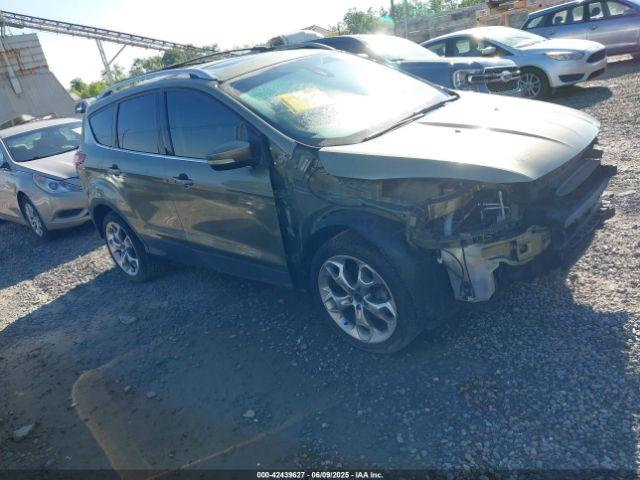  Salvage Ford Escape