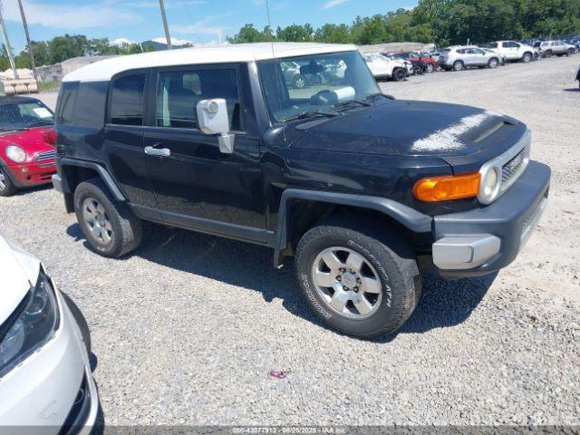  Salvage Toyota FJ Cruiser