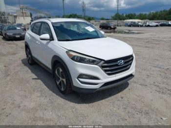 Salvage Hyundai TUCSON