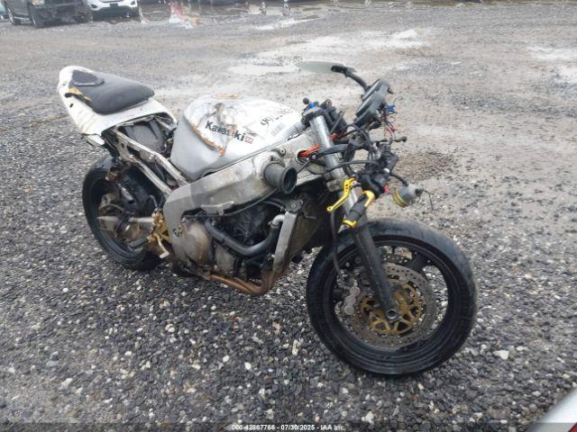  Salvage Kawasaki Zx600