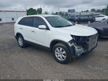  Salvage Kia Sorento