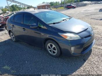  Salvage Toyota Prius