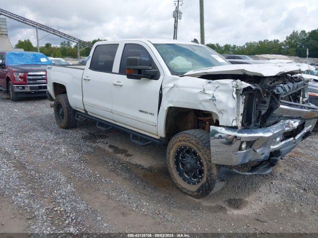  Salvage Chevrolet Silverado 2500