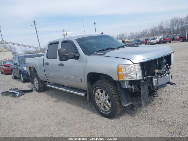  Salvage Chevrolet Silverado 2500