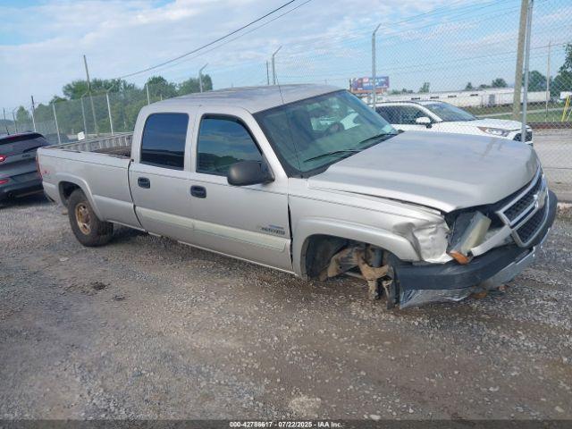  Salvage Chevrolet Silverado 2500
