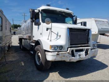  Salvage Volvo Vhd