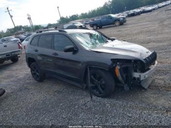  Salvage Jeep Cherokee
