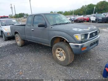  Salvage Toyota Tacoma