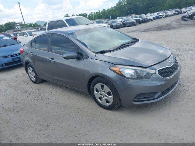  Salvage Kia Forte