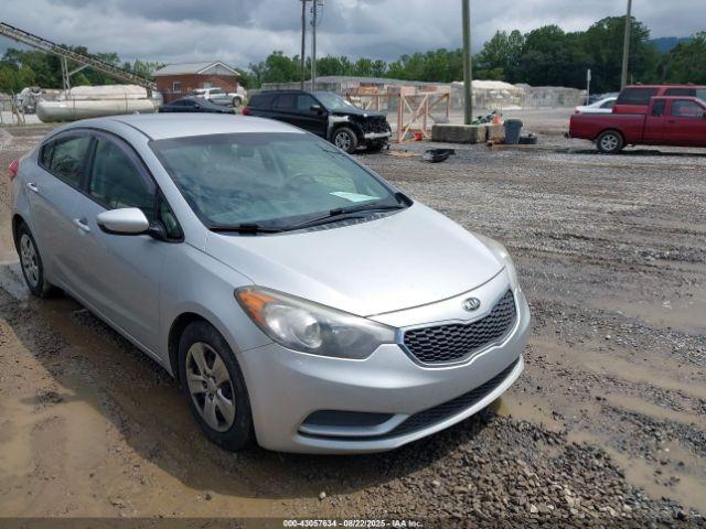  Salvage Kia Forte