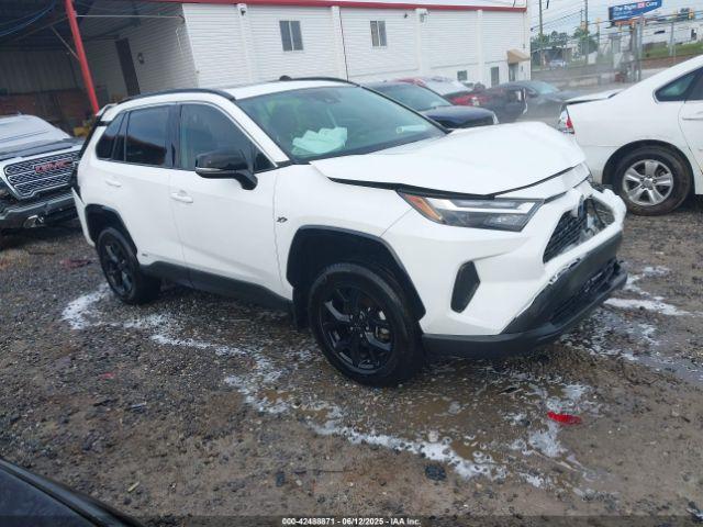  Salvage Toyota RAV4