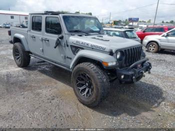  Salvage Jeep Gladiator