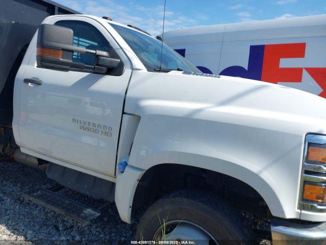 Salvage Chevrolet Silverado 4500