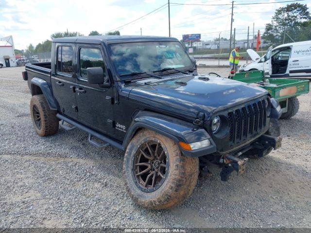  Salvage Jeep Gladiator
