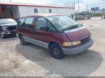  Salvage Toyota Previa