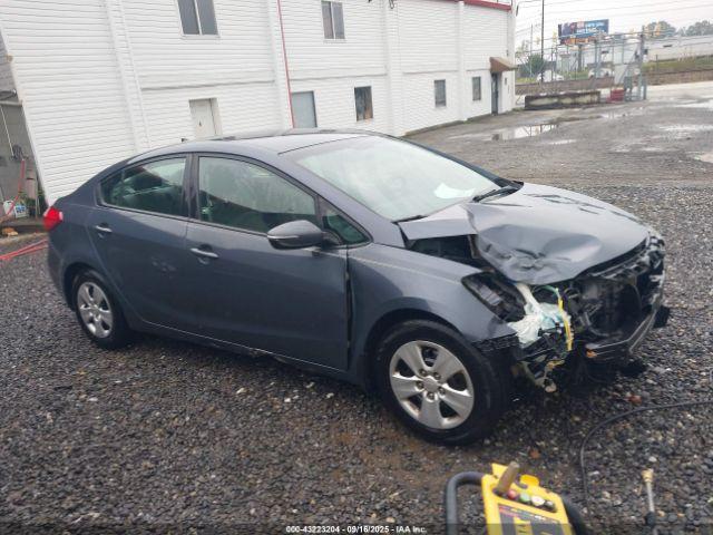  Salvage Kia Forte