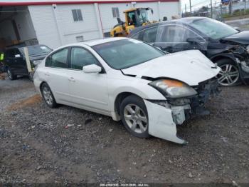  Salvage Nissan Altima
