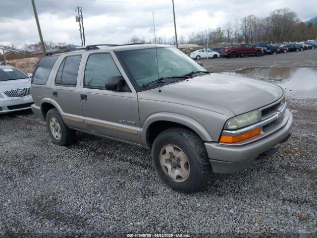  Salvage Chevrolet Blazer