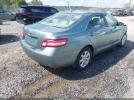 Toyota Camry Le Image 2