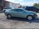 Toyota Camry Le Image 15