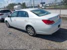 Toyota Avalon Xls Image 2
